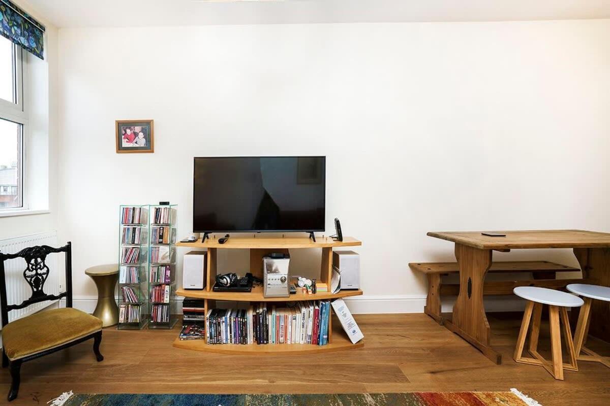 1br Retreat Near Stadium